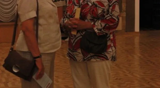 В Севастополе выступил Одесский филармонический оркестр под управлением Хобарта Эрла