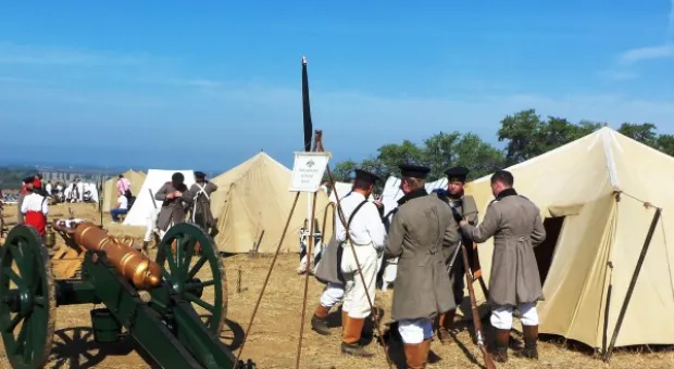 В Севастополе открылся пятый Международный военно-исторический фестиваль «Альминское дело 2012»