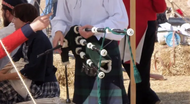 В Севастополе открылся пятый Международный военно-исторический фестиваль «Альминское дело 2012»