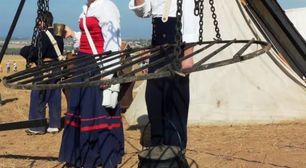 В Севастополе открылся пятый Международный военно-исторический фестиваль «Альминское дело 2012»