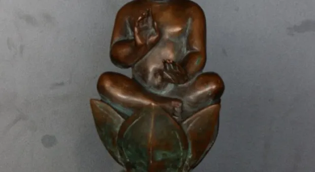 В Севастополе открылась выставка Алексея Леонова «Молитва в скульптуре»