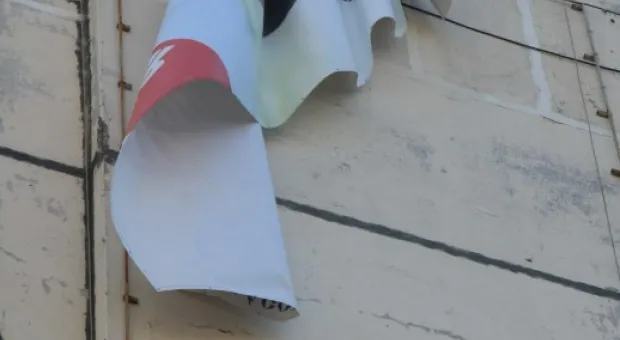 Война с биллбордами кандидата от «Русского блока продолжается