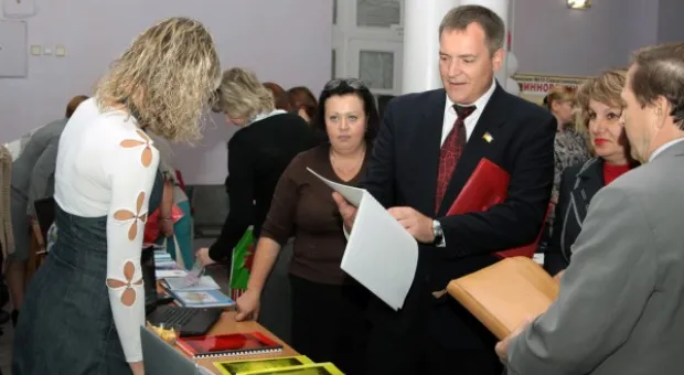 Вадим Колесниченко: Фестиваль педагогов-новаторов - важное событие в жизни педагогов и поиск путей совершенствования обучения и воспитания наших детей»