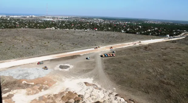 В экспедиции не участвовали, но результаты получили. Фото с воздуха дороги на Максимку