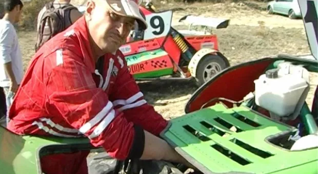 День автомобилиста на Сапун-горе отметили традиционным авто-мотокроссом