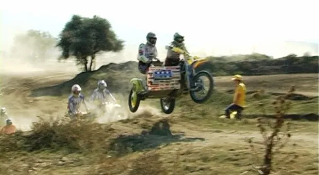 День автомобилиста на Сапун-горе отметили традиционным авто-мотокроссом