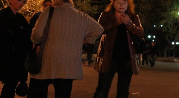 Попытка отметить концертом 68-ю годовщину освобождения Украины на площади Нахимова с треском провалилась