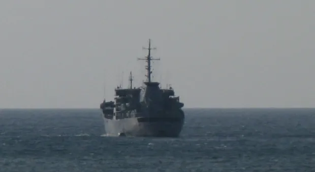 Из воюющей Сирии в Севастополь вернулась плавмастерская ПМ-138