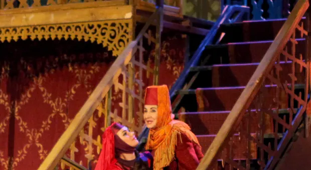 Музыкальный водевиль «Ханума» впервые прошел на сцене УКИЦ