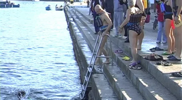 Вода не бывает холодной!