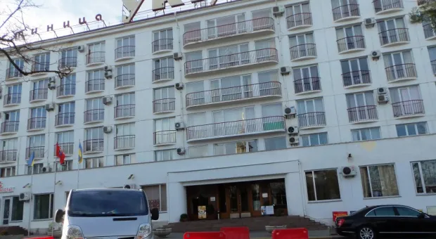 Парковочные барьеры в Севастополе. Законно ли?