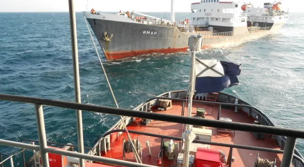 Средний морской танкер «Иман» готовится к дальнему походу