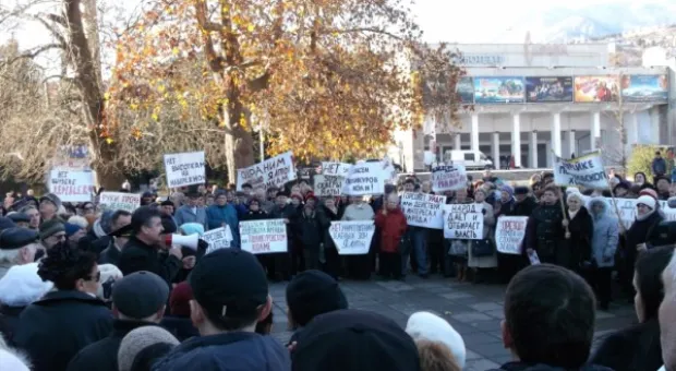 Ялта бунтует