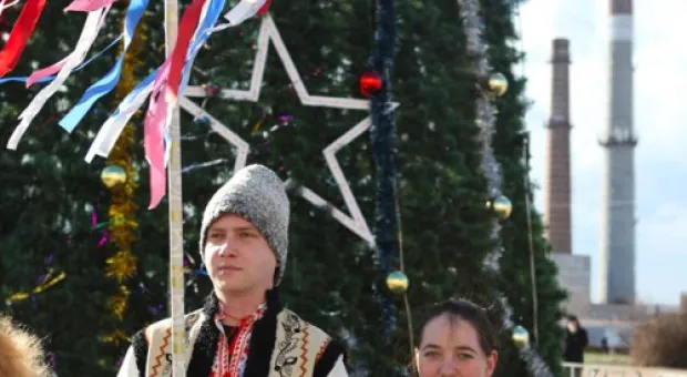 В Севастополе весело отпраздновали Рождество на площади возле УКИЦ
