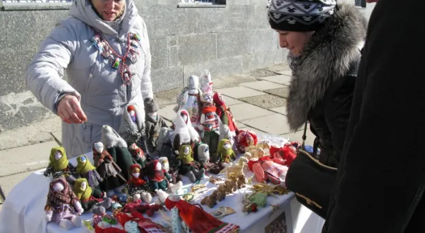 В Севастополе весело отпраздновали Рождество на площади возле УКИЦ