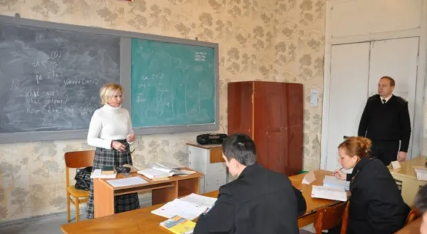 В Севастополе украинские военнослужащие учат иностранные языки