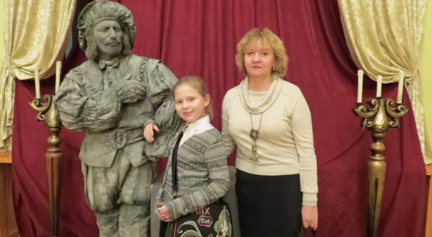 В Севастополе при полном аншлаге и под гром аплодисментов прошел праздничный концерт "Комплимент от двух друзей"