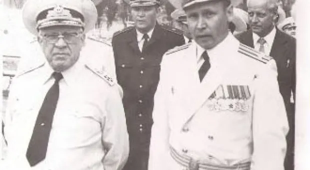 Флагман Черноморского флота отмечает 30-летие подъема Военно-морского флага