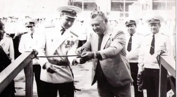 Флагман Черноморского флота отмечает 30-летие подъема Военно-морского флага