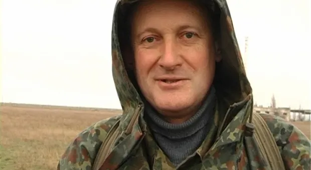 Чьи там уши торчат? Зайцы, они учет любят.