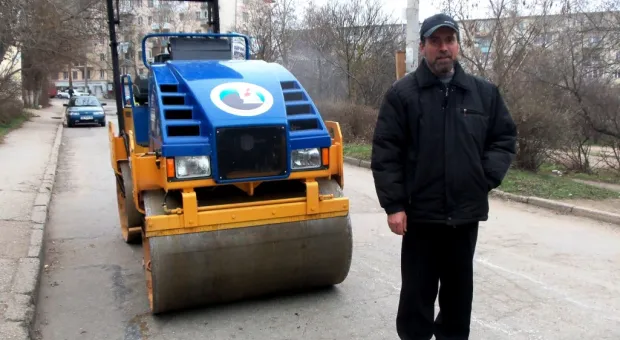 Латочный ремонт дорог в Севастополе идёт полным ходом