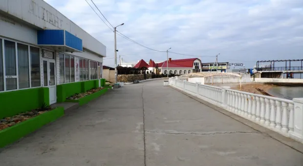 Пляж парка Победы в Севастополе: бои местного значения сегодня продолжились