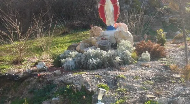 Открытка из восьми долин в окрестностях Севастополя