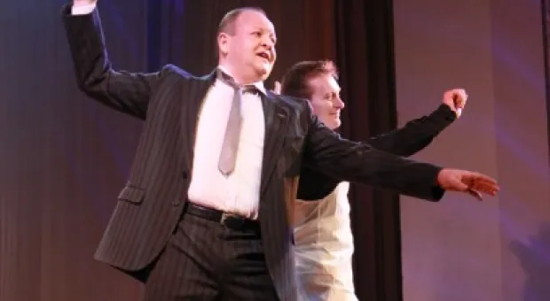 Ярким концертом шоу-группа «Мюзик-экс» поздравила женщин с 8 марта