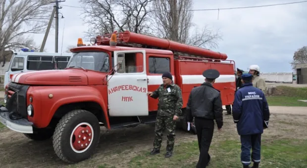 В Севастополе проверили готовность местных пожарных охран к "горячей" поре