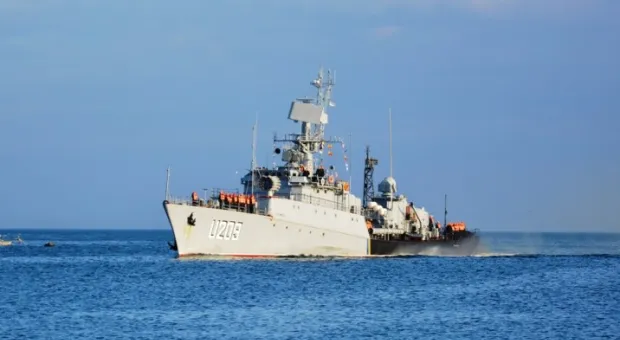 "Тернополь" вернулся в Севастополь