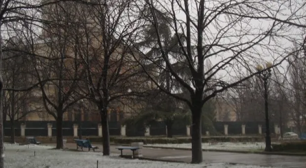 ... и отдалённые седой зимы угрозы