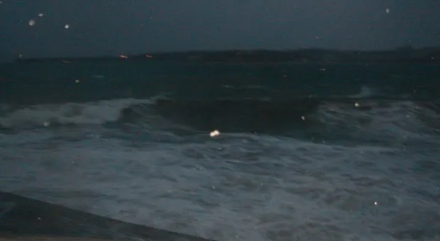 ... и отдалённые седой зимы угрозы