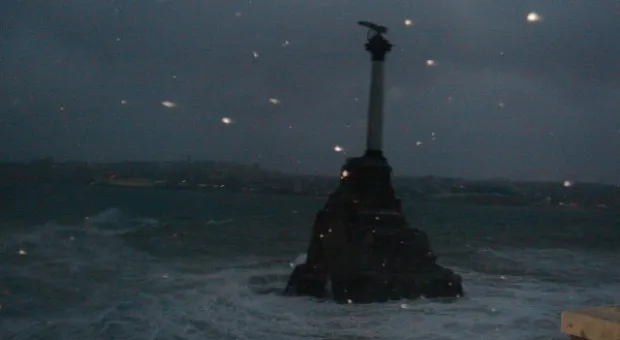 ... и отдалённые седой зимы угрозы