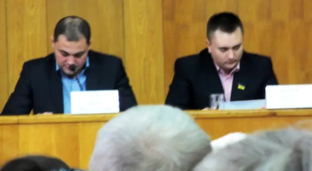 «Гришку на царство!» или «Самые демократичные выборы начальника РЭПа в Гагаринском районе»? Взгляд изнутри