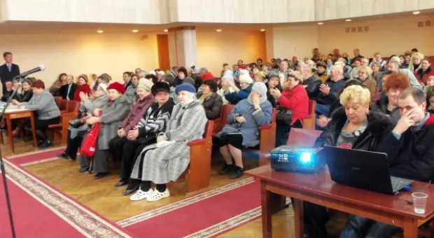 «Гришку на царство!» или «Самые демократичные выборы начальника РЭПа в Гагаринском районе»? Взгляд изнутри