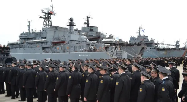 В Севастополе торжественно встретили корабли и суда, принимавшие участие в учении Черноморского флота