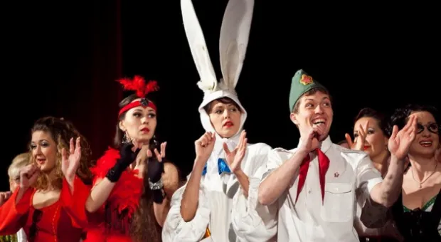 В Севастополе отметили День Театра. Про графа Калиостро и других…