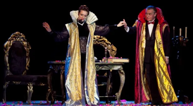 В Севастополе отметили День Театра. Про графа Калиостро и других…