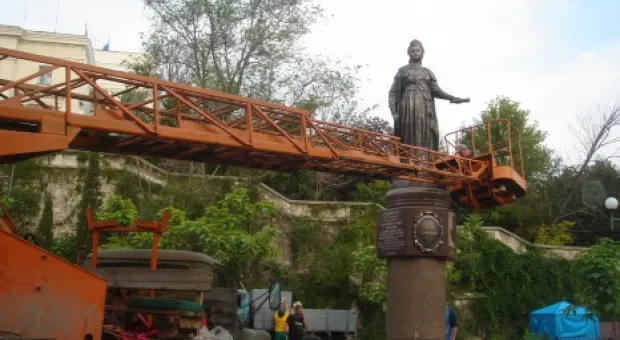 230 лет назад день 19 апреля 1783 года вошел в историю как официальная дата присоединения Крыма к Российской империи