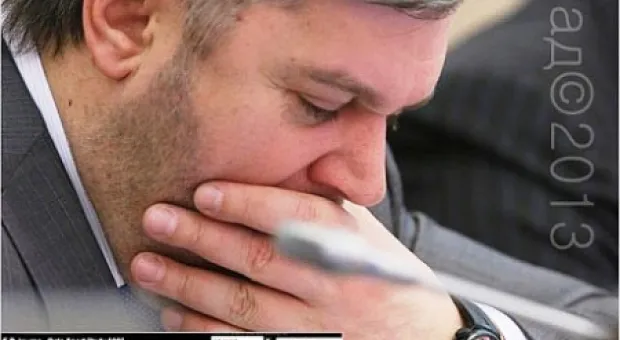 Министр за год заработал втрое меньше, чем стоят его часы