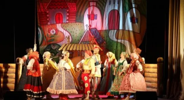 17 апреля ТБМ представил юным зрителям Балаклавы спектакль «Небылицы в лицах»