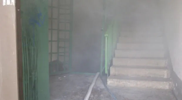 В Севастополе сварщики-коммунальщики устроили пожар в подвале