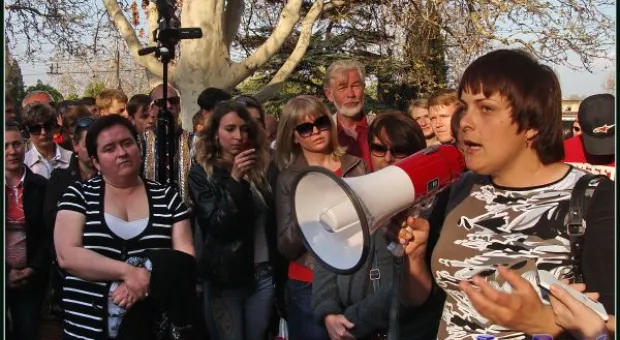 Противостояние за Дельфинарий. Итоги первого дня