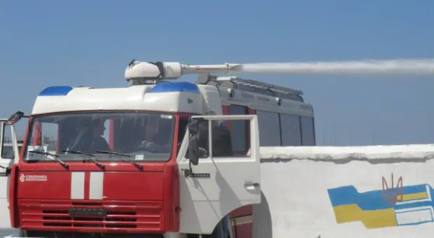 Севастопольские пожарные приняли в подарок от Москвы две новые машины
