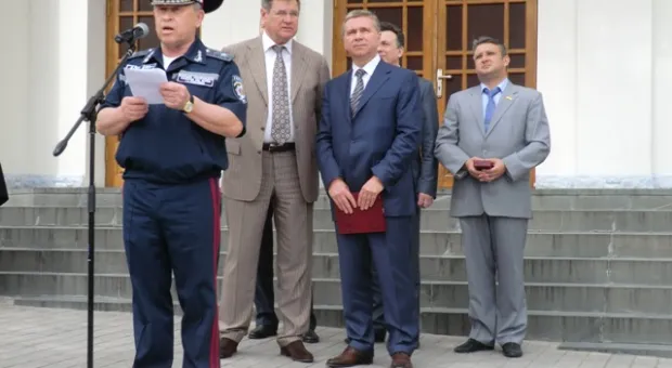 Севастопольские пожарные приняли в подарок от Москвы две новые машины