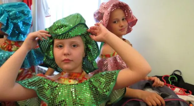 В Севастопольском Матросском клубе прошел благотворительный отчетный концерт ансамбля эстрадного танца ДДЮТ