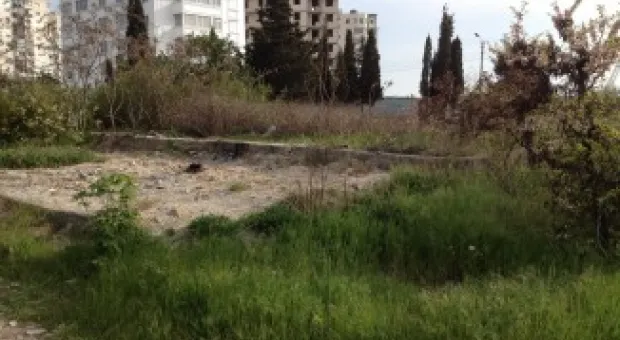 Депутат Лунёнок призывает гагаринцев навести порядок в детском парке на улице Павла Корчагина