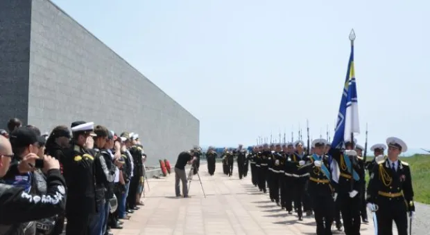 Легкоатлетическую эстафету от Сапун-горы до 35-й береговой батареи в Севастополе посвятили Дню Победы