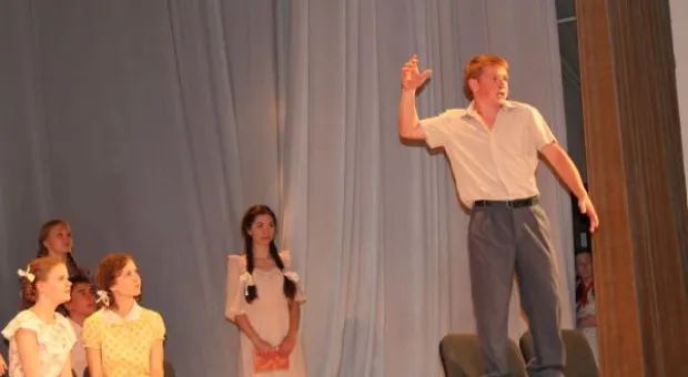 В Севастополе ко Дню Победы показали спектакль «Завтра была война»