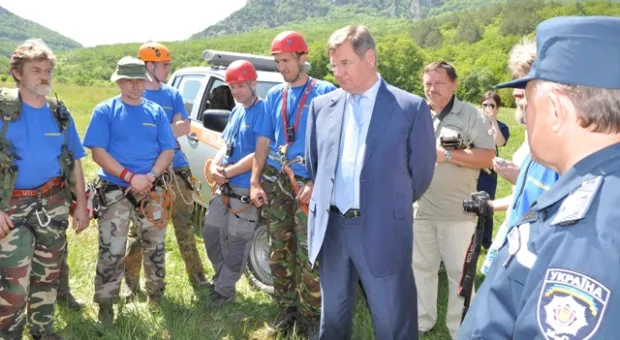 На "Тороповой даче" в Севастополе прошли учения по ликвидации летних ЧС. К спасателям претензий нет. К технике - есть